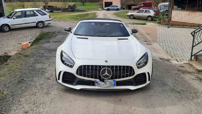 Kod Banje Luke pronađen Mercedes od 200.000 eura ukraden u veljači u Zagrebu