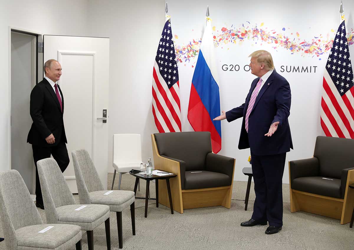Trump i Putin razgovarali o cijeni nafte i koronavirusu