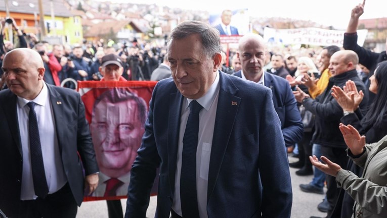 Dodik na krilima Trumpa želi uvesti sporni "ruski zakon". "Ne zanima nas EU"