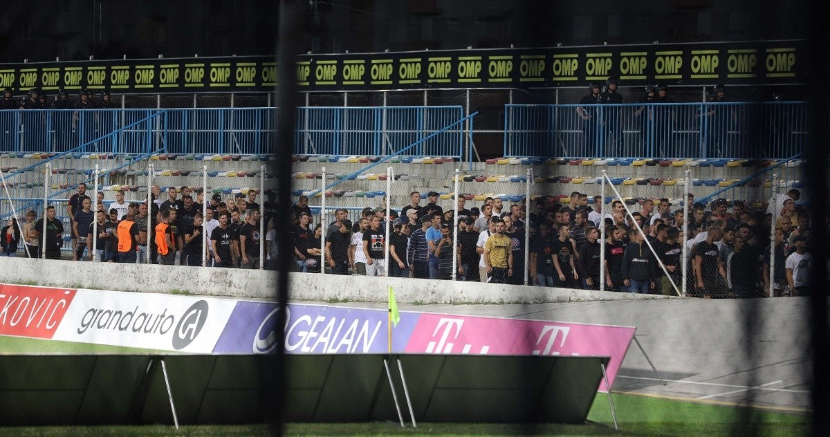 Pogledajte kako je Torcida napustila Kranjčevićevu nakon sukoba s policijom