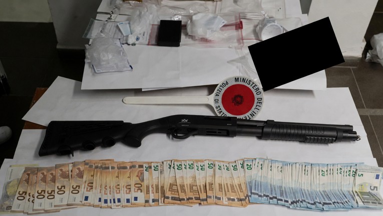 Talijani razbili mafijašku mrežu. U Zagrebu uhićen dobavljač oružja, doznajemo tko je