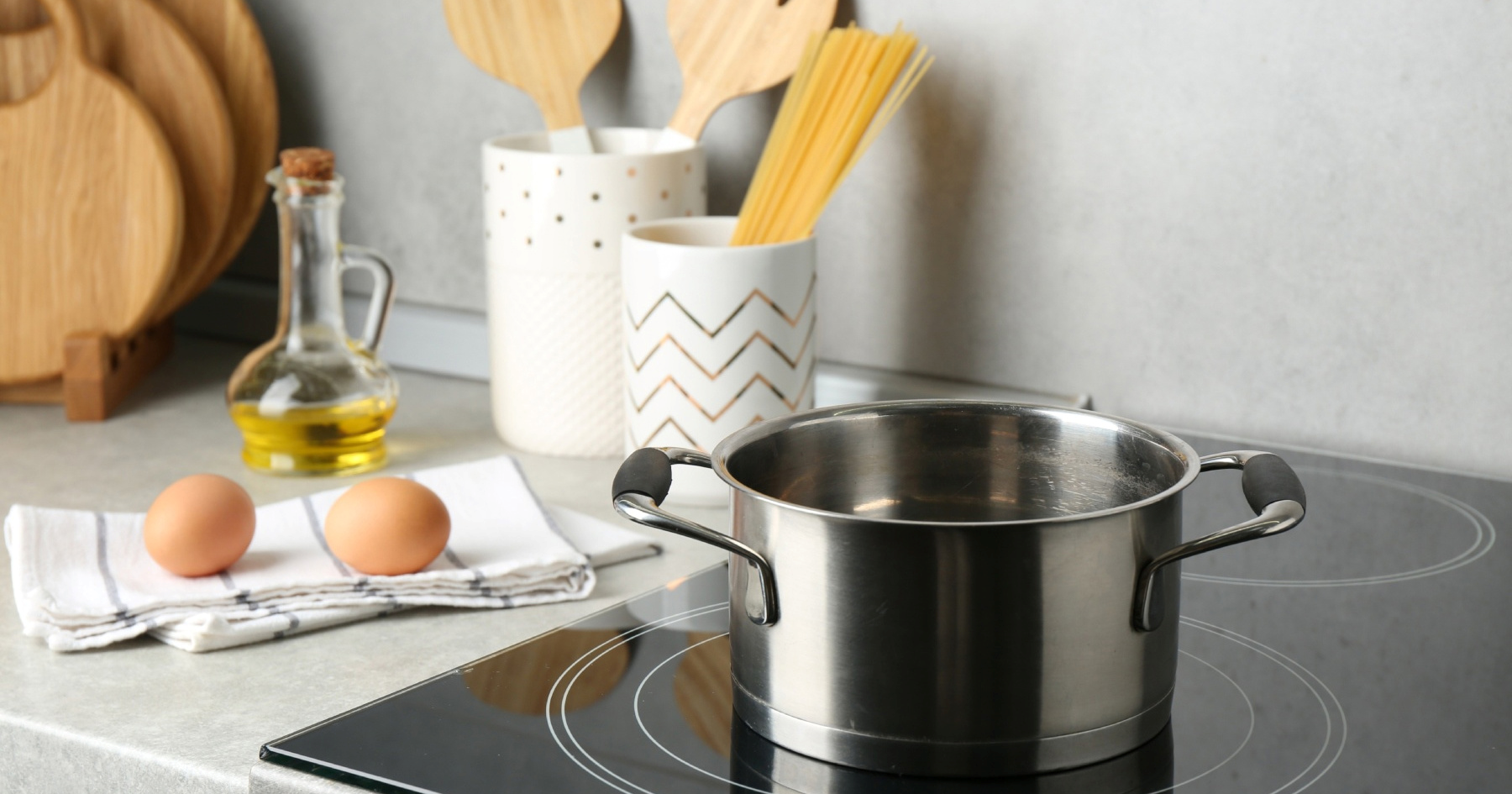 Zašto ulje nikada ne biste trebali držati pokraj štednjaka?