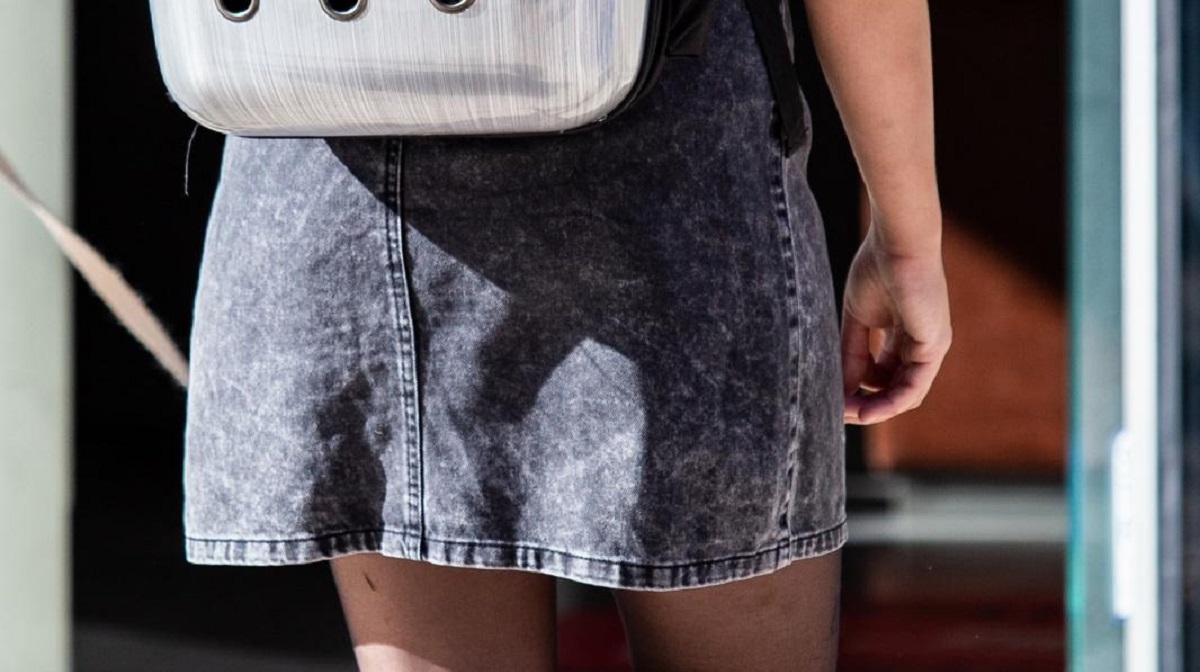 Svi su gledali u torbu cure iz Splita zbog onog što je virilo iz nje