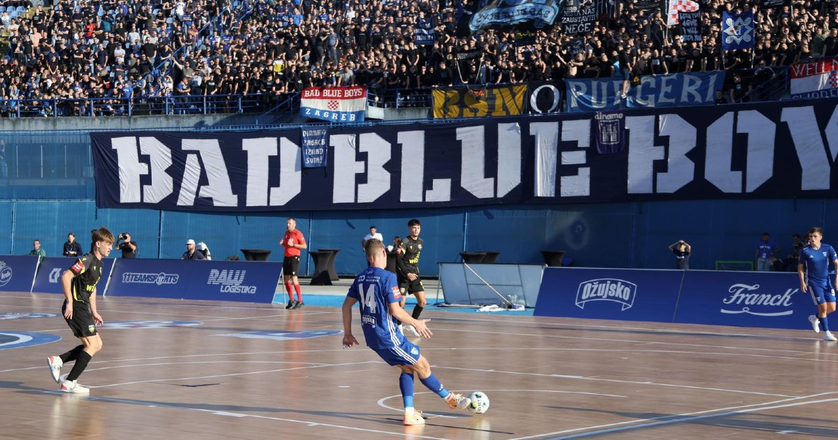 FOTO Spektakl na Maksimiru. Futsal Dinamo izgubio, Boys napravili šou