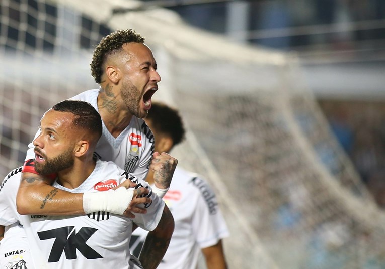 Liječnici su mu preporučili da ne igra. Neymar je zaigrao i oduševio u važnoj pobjedi