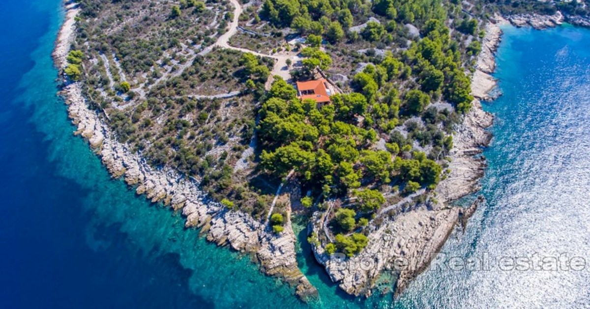 FOTO Imanje na otočiću u Dalmaciji prodaje se za 3.5 milijuna eura