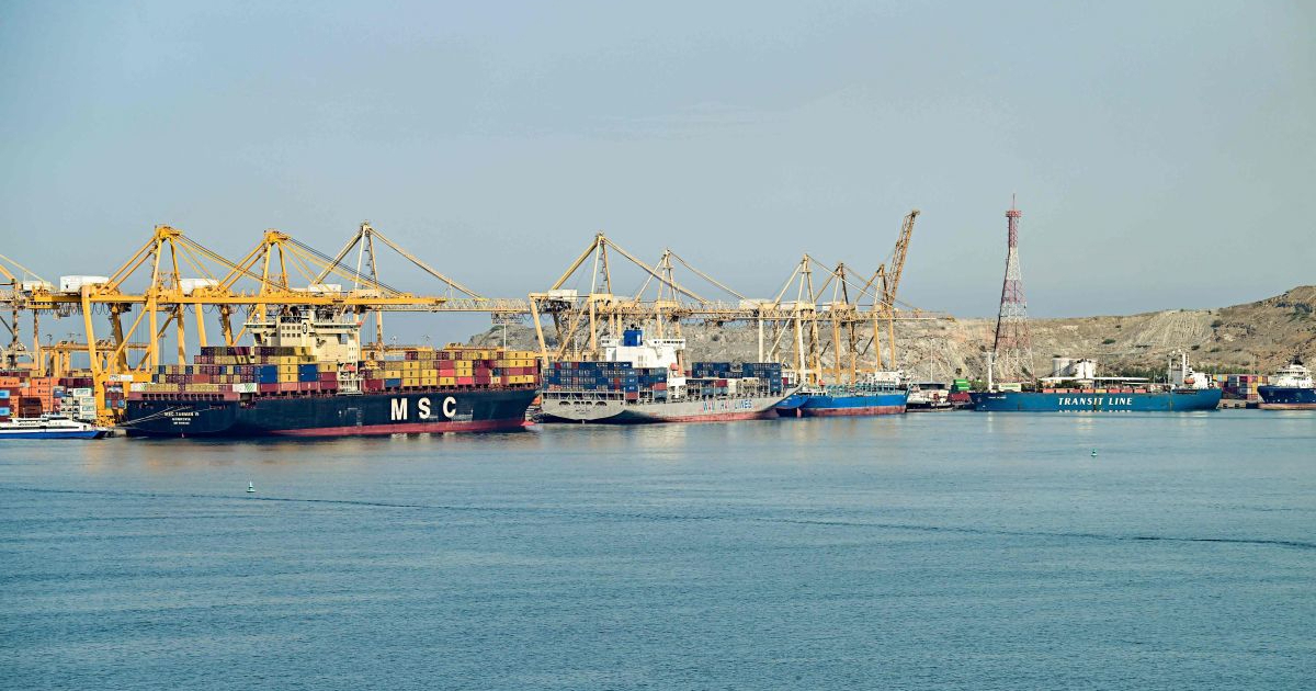 U posljednja 24 sata kroz Hormuz prošlo 20 milijuna barela nafte