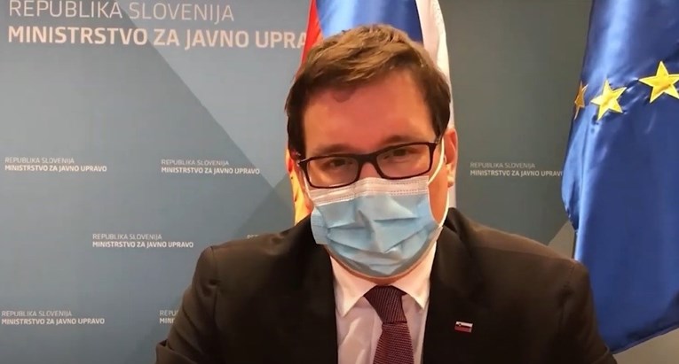 Slovenski ministar: Javni službenici se moraju cijepiti, čak i ako to ospori sud