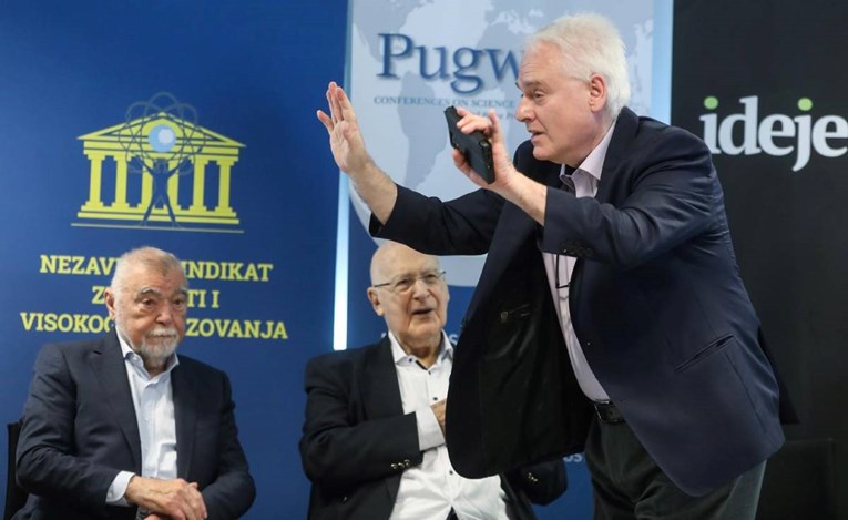 Josipović i Mesić na konferenciji o miru u svijetu: "Situacija je gora nego 1939."