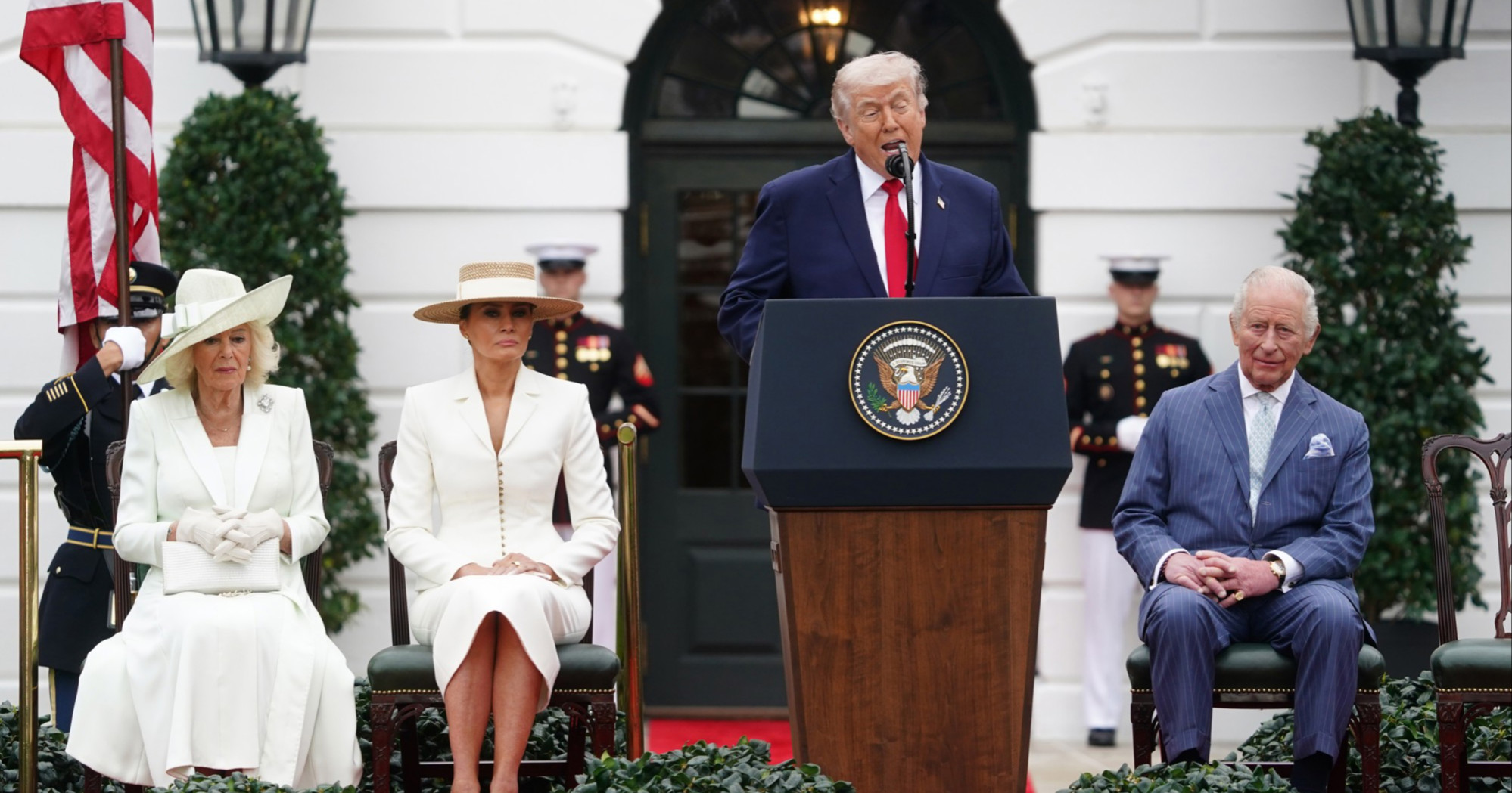 Nakon skandala s Kimmelom, Trump pred kraljem imao neugodne šale o braku s Melanijom