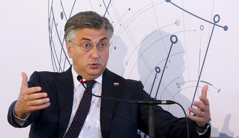 Izvješće: Plenković diskreditira novinare i optužuje medije za urotu protiv njega