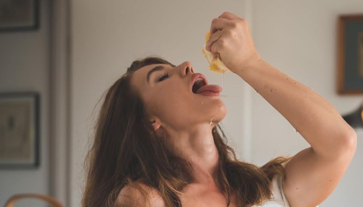 Bila je beskućnica ovisna o drogi. Sad zbog ovih fotki zarađuje milijune na OnlyFansu