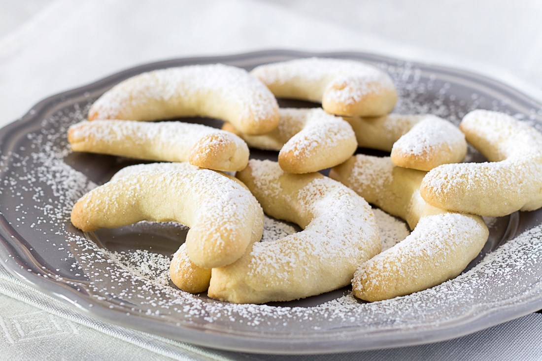 Božićni kolači koji godinama ne silaze s lista najpopularnijih, imamo recept za svaki