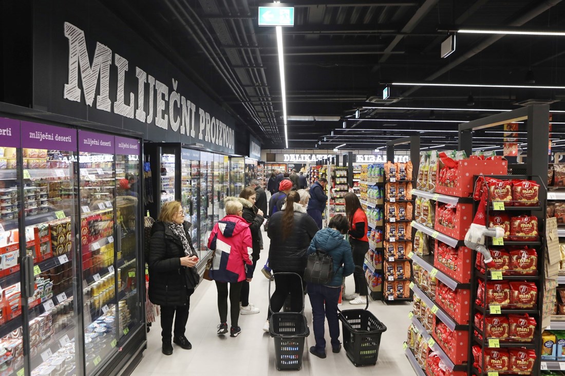 Na zapadu Zagreba otvoren Super Konzum s elektronskim cijenama