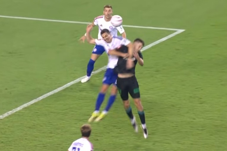Igrač Istre o spornim situacijama na Poljudu: Rekao sam Ercegu da će se osramotiti