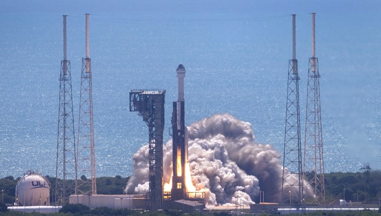 Konkurent Muskovog SpaceX-a poslao u svemir prvu kapsulu s posadom