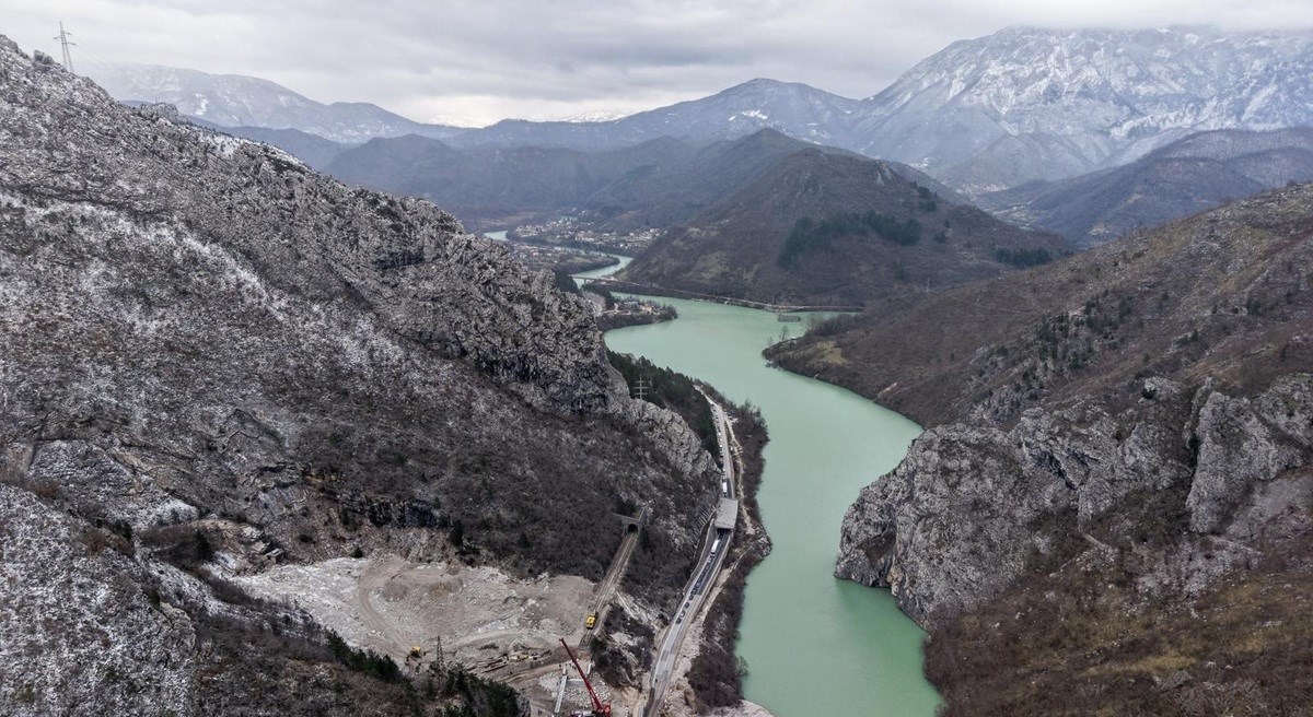 U nekoliko sela u Jablanici naređena evakuacija