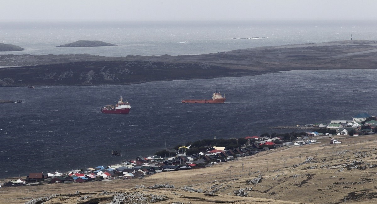 Potonuo ribarski brod kod Falklandskih otoka, strahuje se da je 6 ljudi poginulo