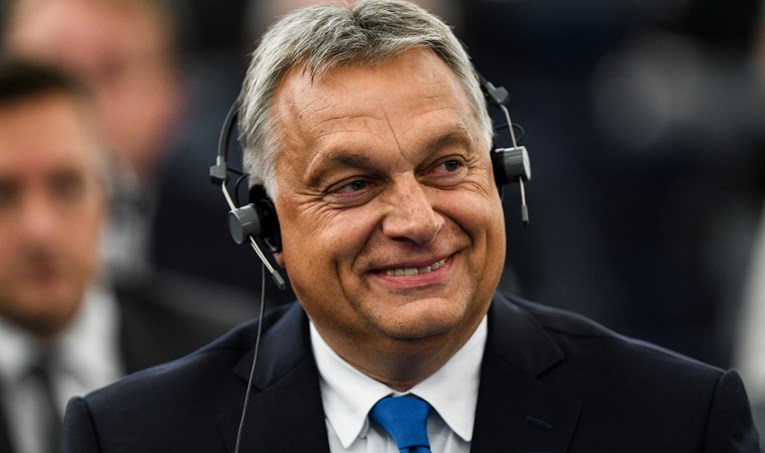 Orbanu nakon glasanja u Europskom parlamentu još više raste popularnost