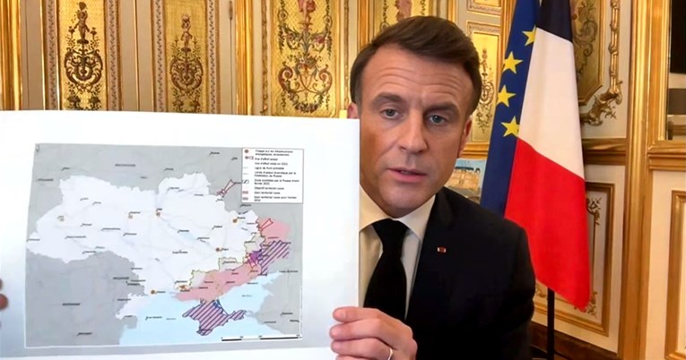 Macron se obratio Francuzima: Morate se zapitati što možete učiniti za svoju naciju