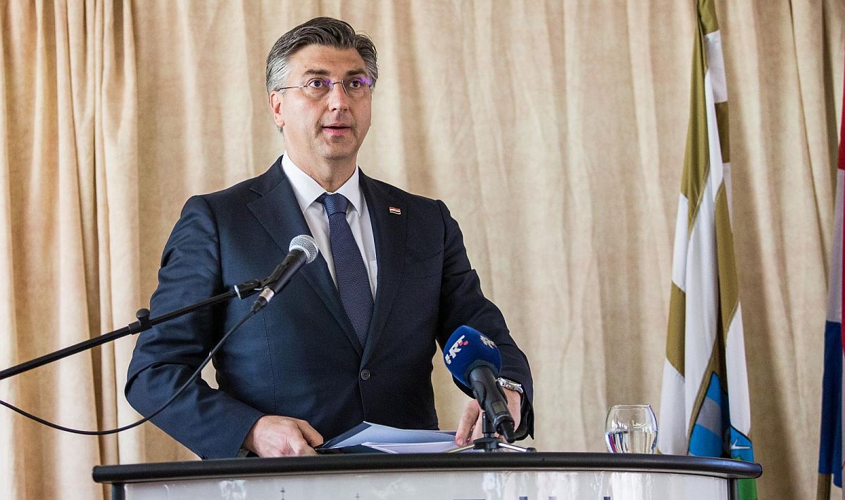 Plenković prozvao Bernardića bjeguncem: Pobjegao je od sučeljavanja