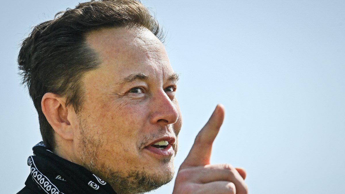 Musk radnicima Tesle: Vratite se u ured ili napustite firmu