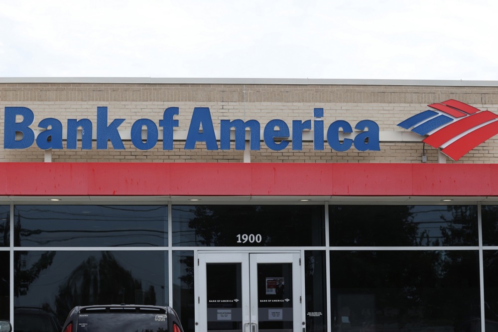 Američka banka kažnjena s više od milijardu dolara