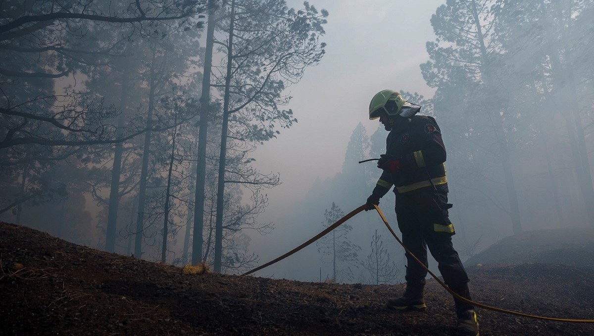 Novi veliki požar na Tenerifeu, evakuirane tisuće