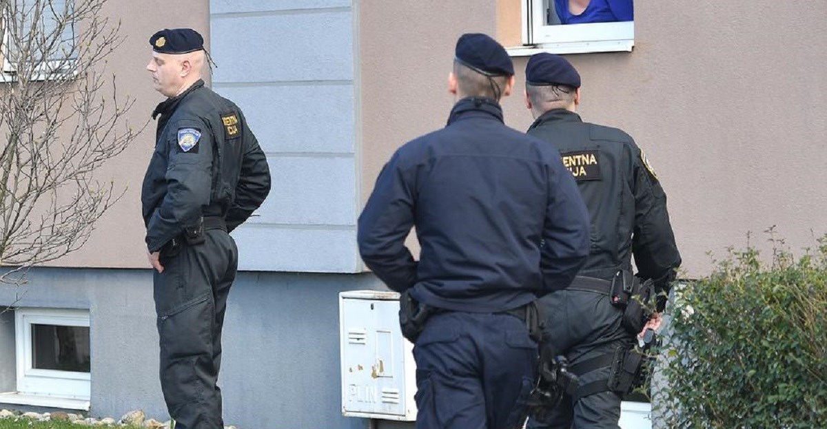 Učenici koji su šmrkali na satu policiji predali još droge. Ravnateljica: U šoku sam
