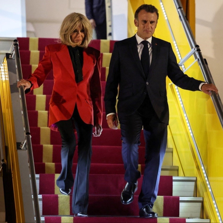 Macronov govor tijela nakon šamara otkriva da ipak nije bila zezancija?