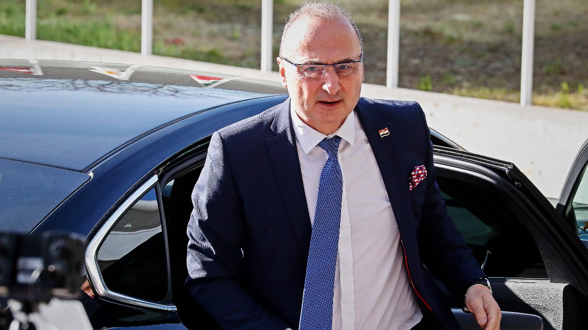 Grlić Radman: Treba istražiti ratne zločine u Ukrajini i kazniti odgovorne
