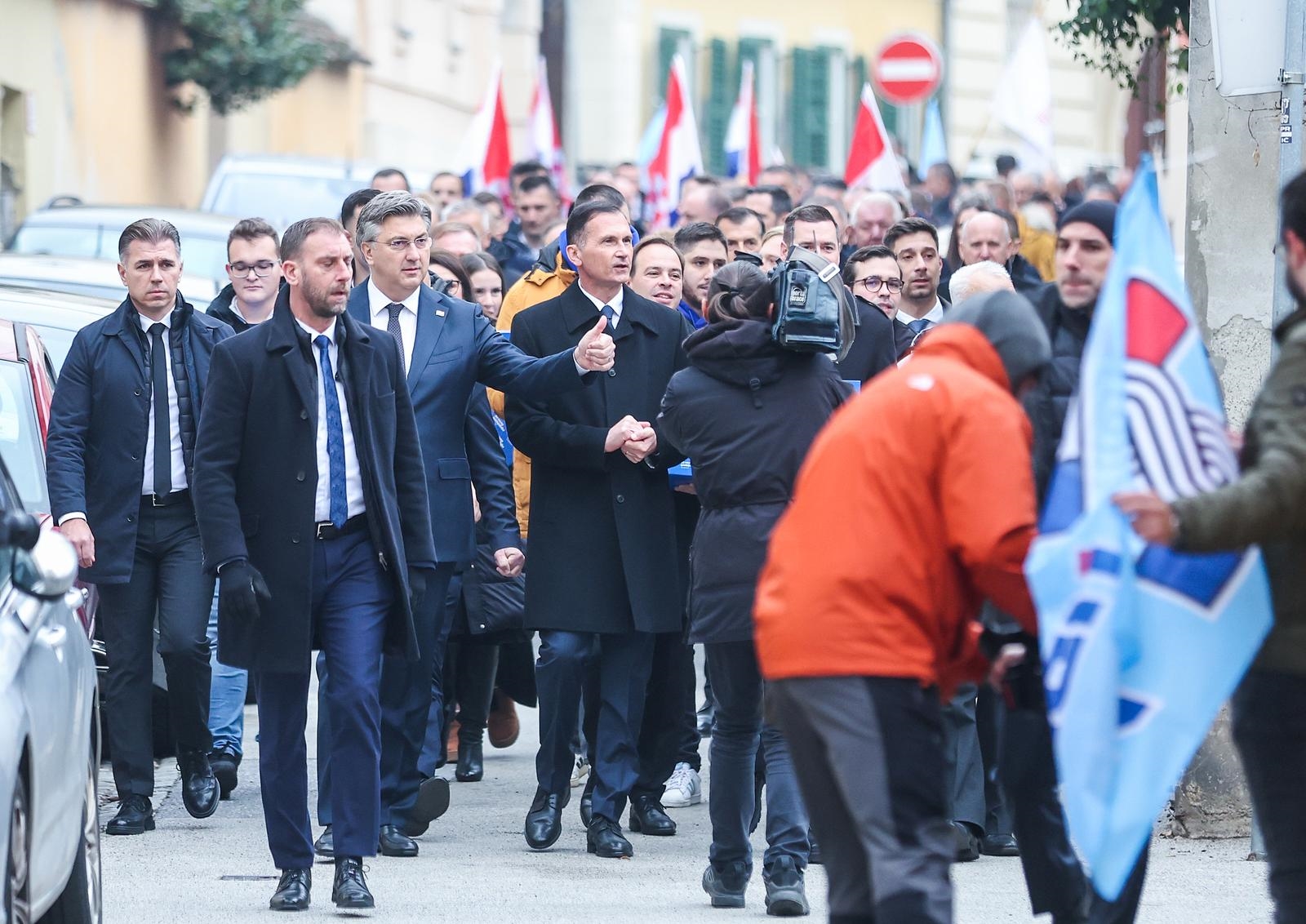 Primorac predao potpise, javio se Milanović
