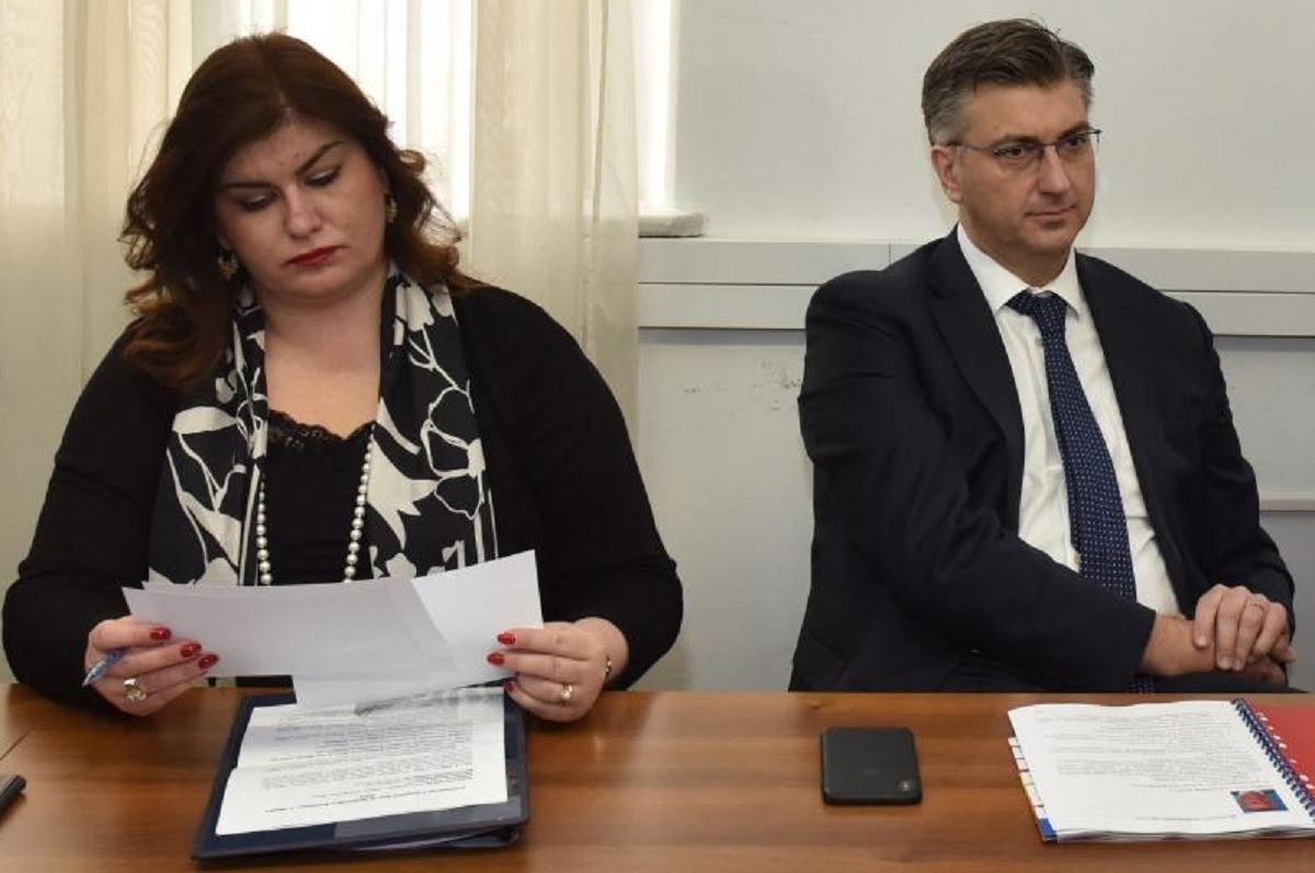 Plenković uporno odbija odgovoriti hoće li smijeniti Žalac