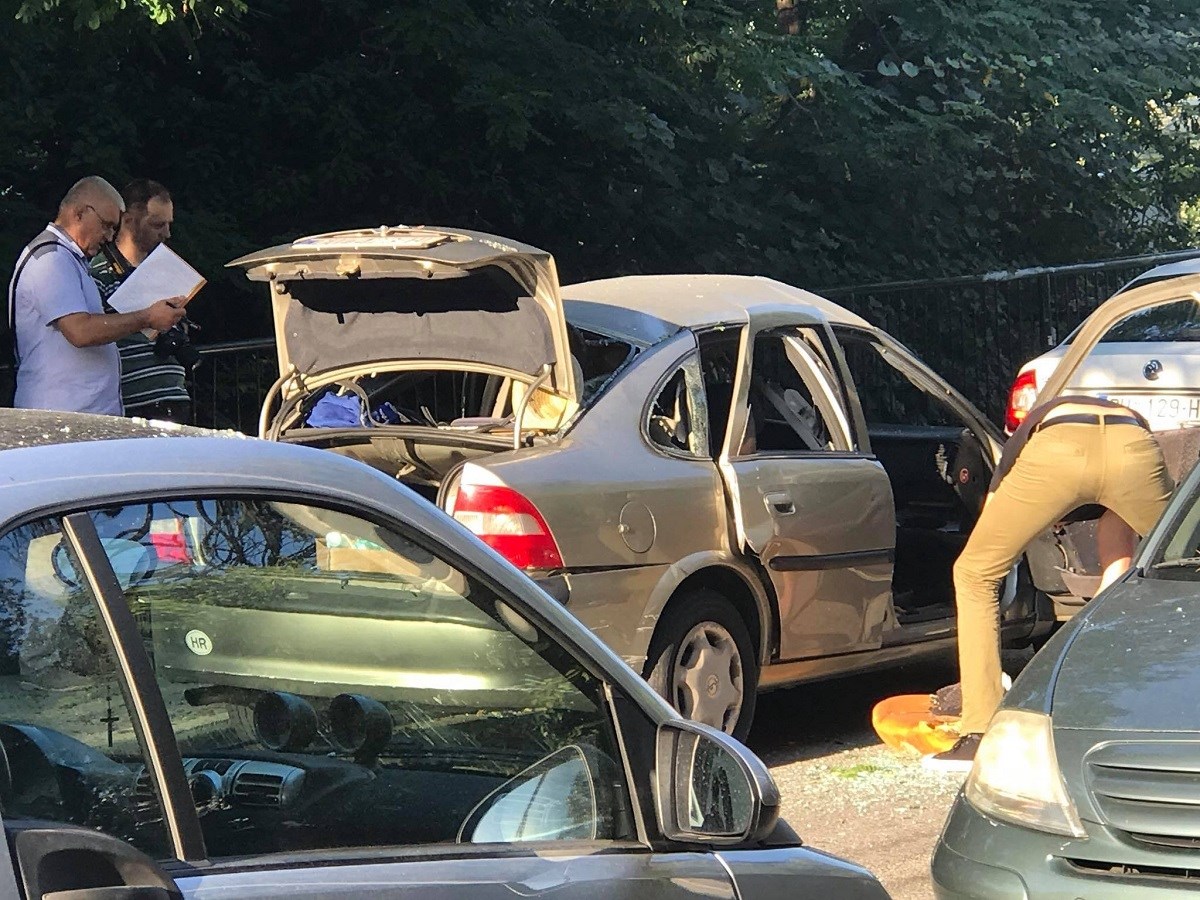 VIDEO Sukob Torcide i BBB-a? Na auto u Dubrovniku bačen topovski udar