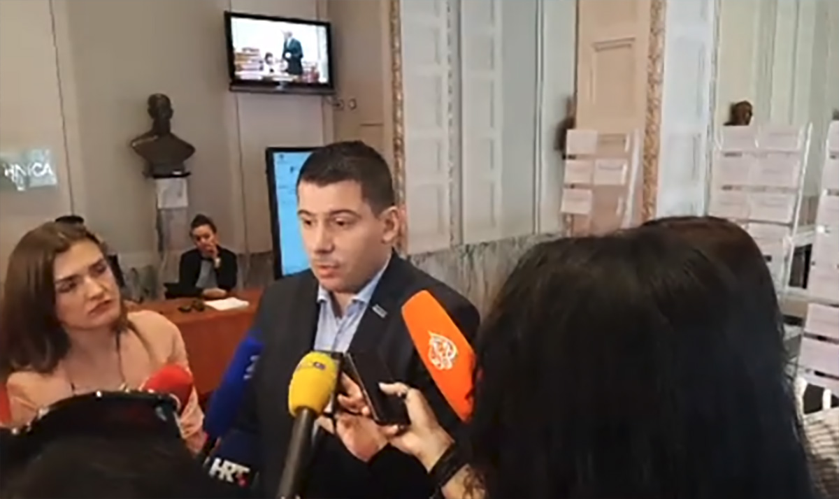 REAKCIJE NA NOVE MAILOVE Grmoja želi da se sazna cijela istina