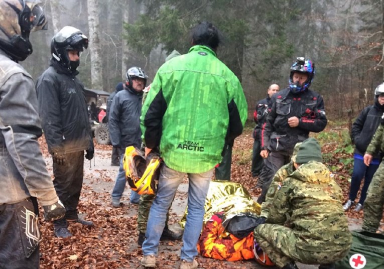 Vojnici na Velebitu spasili ozlijeđenog francuskog turista, pao je s quada