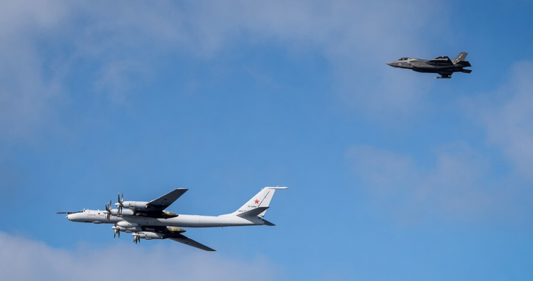 Rusi bacali podvodne mikrofone uz nosač aviona, Britanci digli moćne F-35