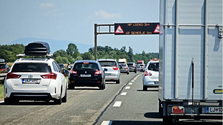 HAC poslao priopćenje uoči produljenog vikenda. Očekuju se gužve na autocestama