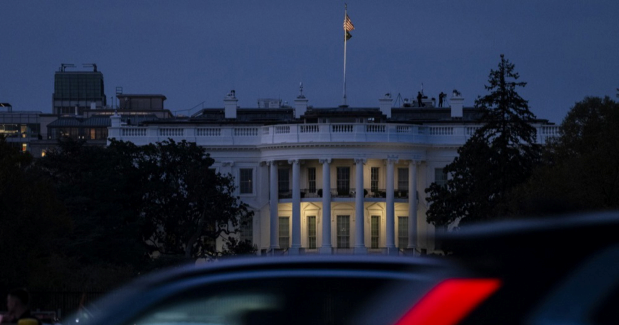 Francuska odgađa summit G7 zbog UFC borbe za Trumpov rođendan