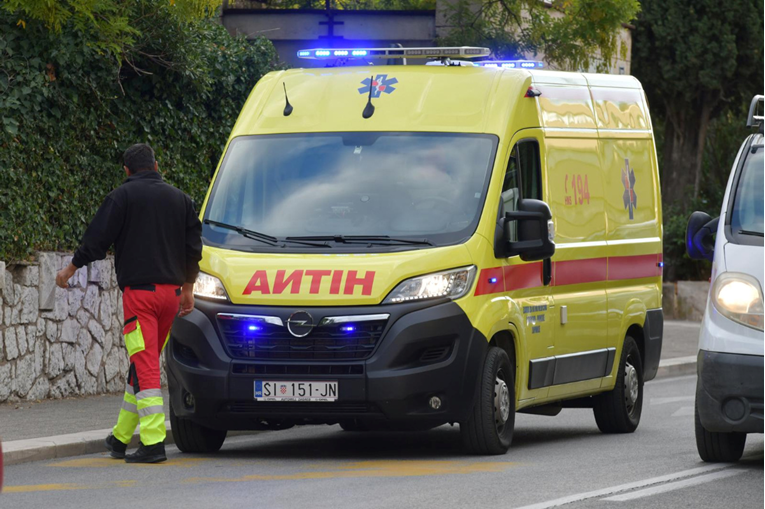 Muškarac (43) umro za volanom u Bjelovaru