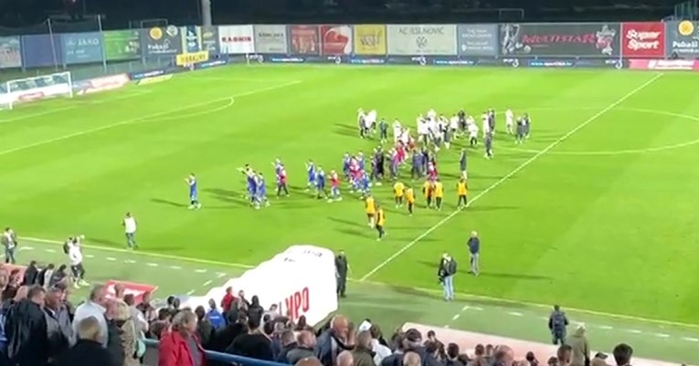 Ovako je Torcida reagirala nakon remija Hajduka sa Slavenom