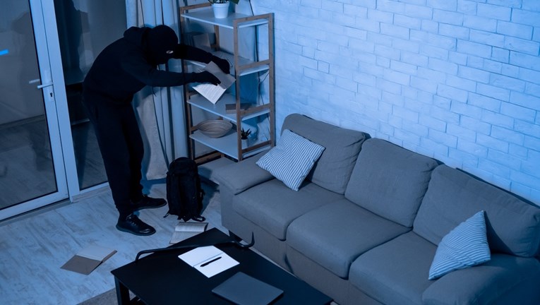 U novogodišnjoj noći provalio u kuću u Zagrebu, ukrao desetke tisuća eura u stvarima