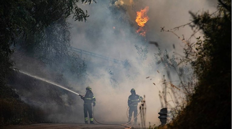 Požari na jugu Italije, stižu temperature do 48 stupnjeva: "Klima postaje tropska"