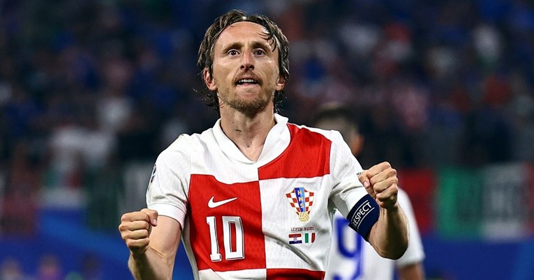 Modrić očarao nogometni svijet. Naklonili mu se Romano, BBC, Španjolci...