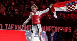 Lena Stojković je svjetska prvakinja u taekwondou drugi put zaredom