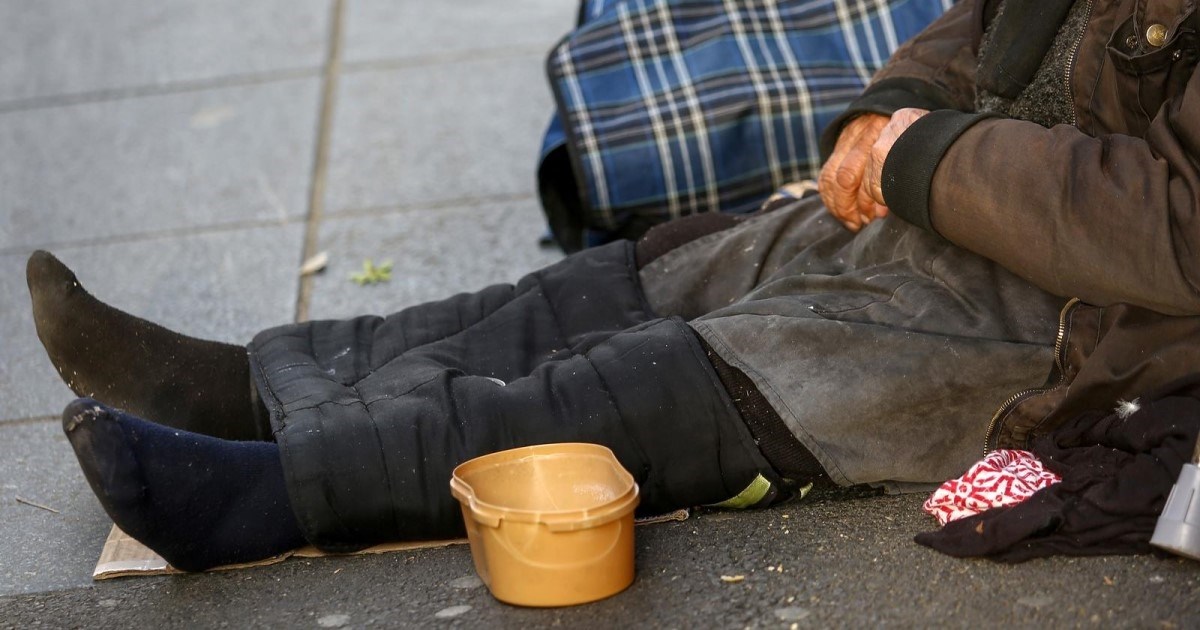 Sud starijoj ženi koja je prosila u Zagrebu oduzeo 1.5 kuna