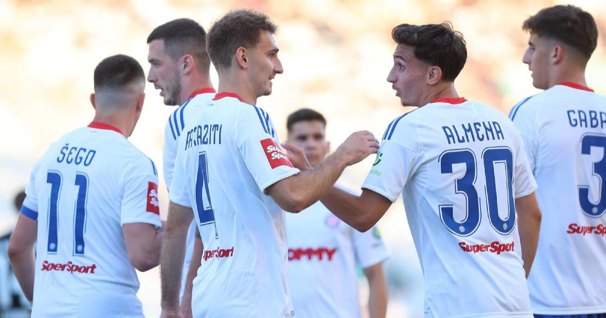 Piše se da igrača Hajduka želi Dinamo. Torcida mu skandirala da ostane