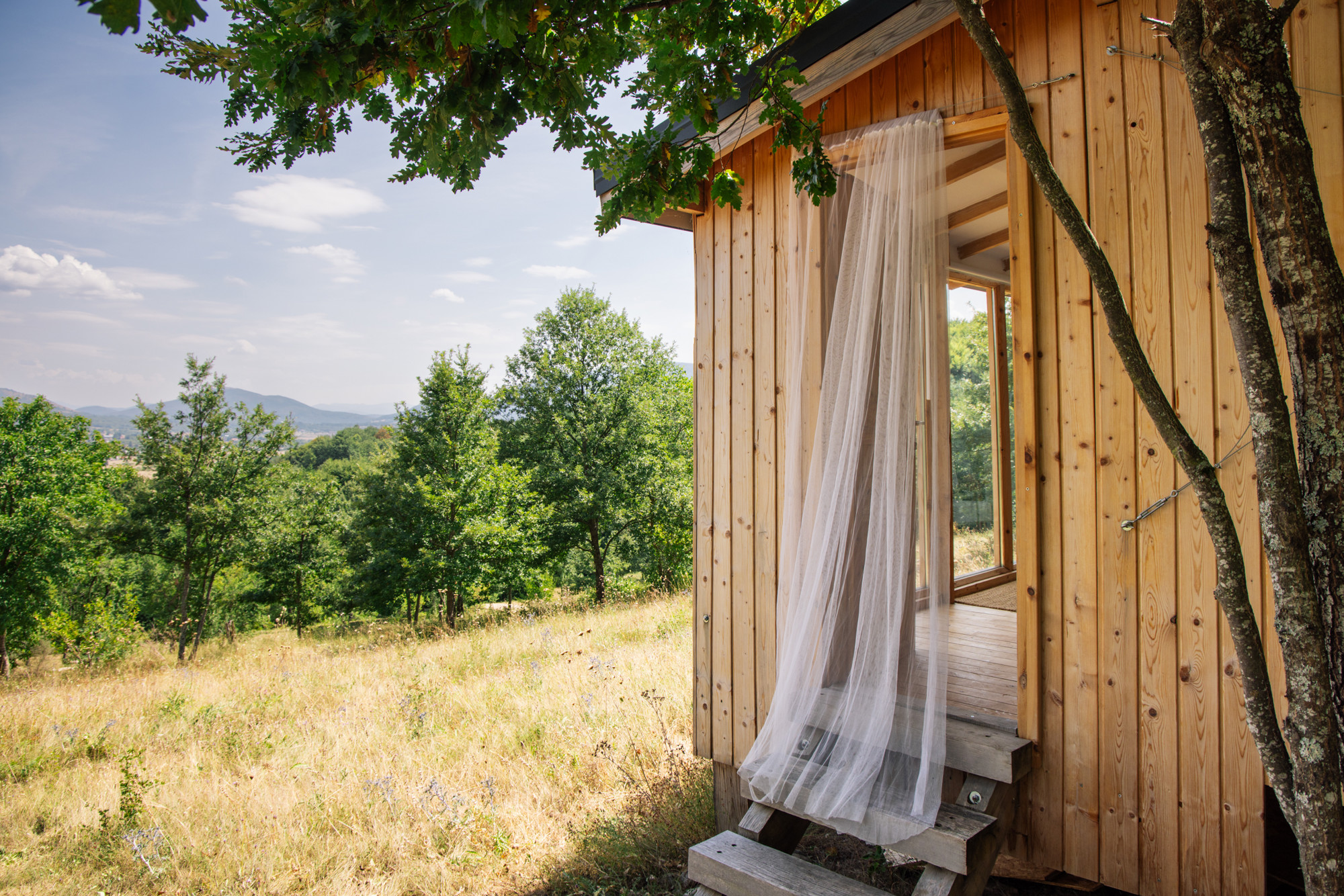 VIDEO Pogled i hrana koji oduševljavaju: Posjetili smo retreat Dine Galvagne u Lici