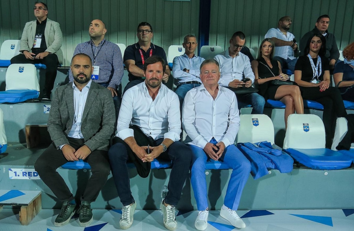 Osijek je grmio: "Šukeru, Turčine!" Iz kluba poručili: Uz ovaj HNS nismo mogli više