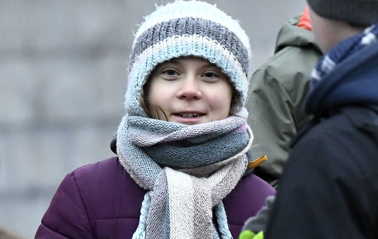 Greta Thunberg 17. rođendan provodi ispred švedskog parlamenta